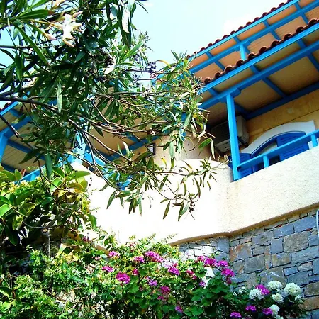 Corina Apartment